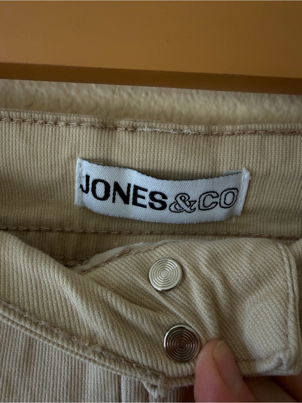 Jones & Co Beige Denim Skort Y2K Mini Skirt Built In Shorts Casual Khaki Bottoms - Picture 7 of 7